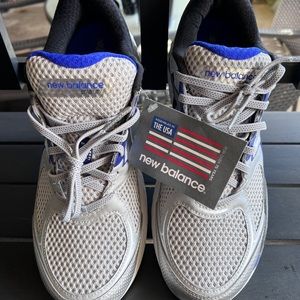 New Balance 940v3 running shoes ABZORB technology. Brand new with tag.